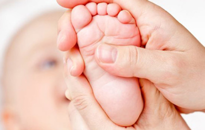 Scopriamo la riflessologia plantare: una carezza di vita